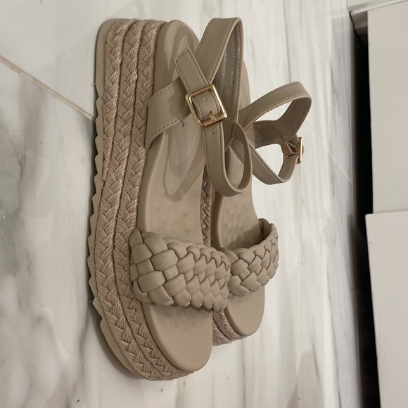 Nude sandals - Picture 2 of 5